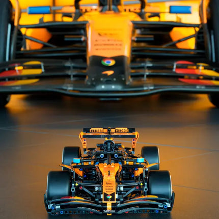 McLaren F1 MCL39 Car LEGO Technic