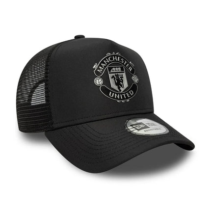 Manchester United New Era Reflective Trucker Baseball Cap