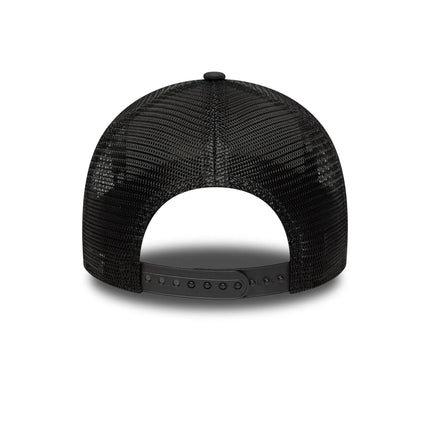Manchester United New Era Reflective Trucker Baseball Cap