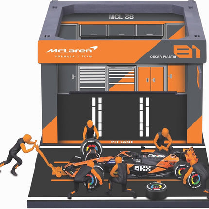 McLaren F1 Team Oscar Piastri Burago Pit Pass Diorama Model Car