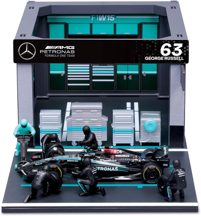 Mercedes AMG Petronas F1 Team George Russell Burago Pit Pass Diorama Model Car