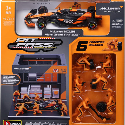 McLaren F1 Team Lando Norris Burago Pit Pass Diorama Model Car