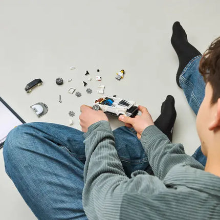 Bugatti Centodieci Hyper Sports Car LEGO Speed Champions