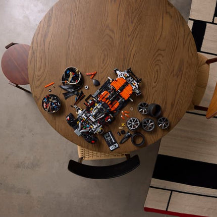 Koenigsegg Sadair's Spear Megacar LEGO Technic
