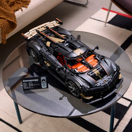 Koenigsegg Sadair's Spear Megacar LEGO Technic