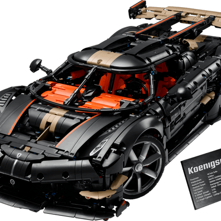 Koenigsegg Sadair's Spear Megacar LEGO Technic