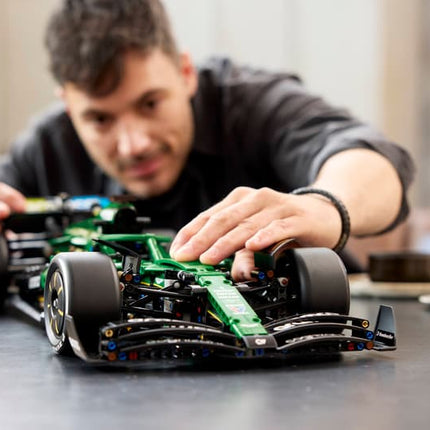 Aston Martin F1 AMR25 Car LEGO Technic