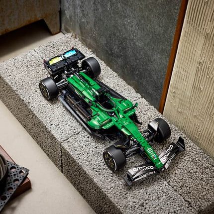 Aston Martin F1 AMR25 Car LEGO Technic