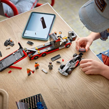 Audi F1 Team Display Truck With Race Car LEGO City