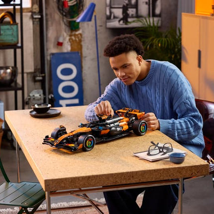 McLaren F1 MCL39 Car LEGO Technic