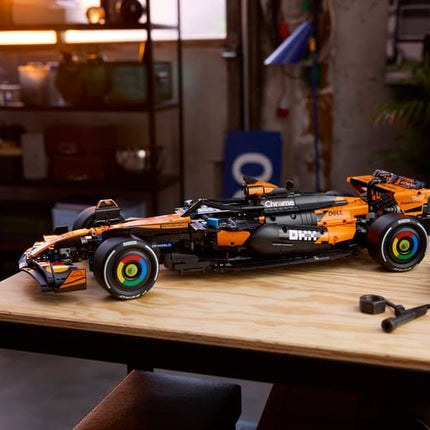 McLaren F1 MCL39 Car LEGO Technic