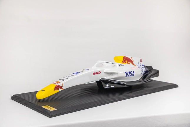 Visa Cash App Racing Bulls F1 Team VCARB01 Isack Hadjar 1/6 Scale Model Chassis Racing Car