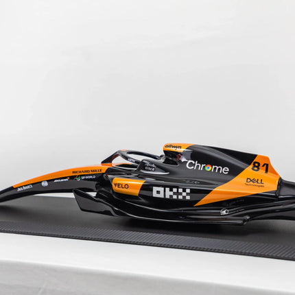 McLaren F1 Team MCL39 Oscar Piastri 1/6 Scale Model Chassis Racing Car