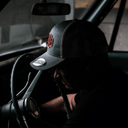 Black Dub Garage Trucker Hat - Peppermint