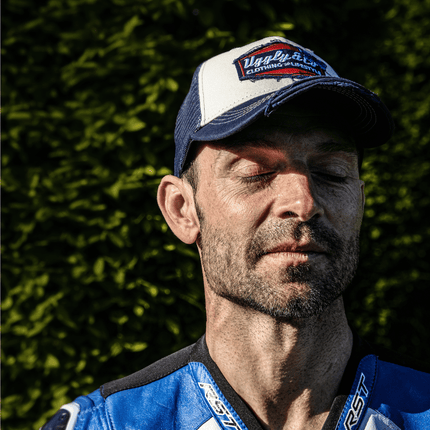 Sylvain Guintoli x Diamond Charity Cap – Donation